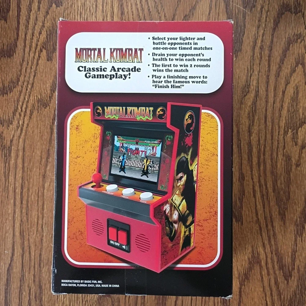 Basic Fun mortal kombat